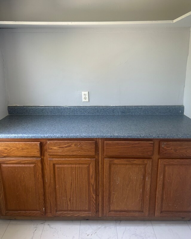 92 Elliot St unit 92 Elliot st Unit 3, Brockton, MA 02302 - photo 3