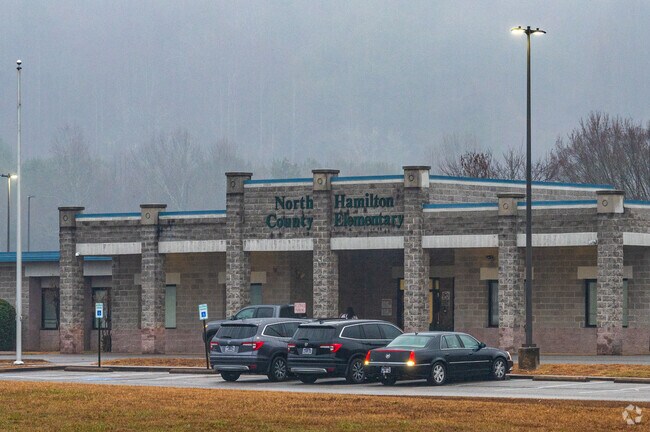 North Hamilton Elementary School challenges students by offering an all encompassing curriculum.