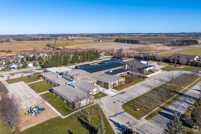 An aerial of Rossman Elementary School in Hartford.