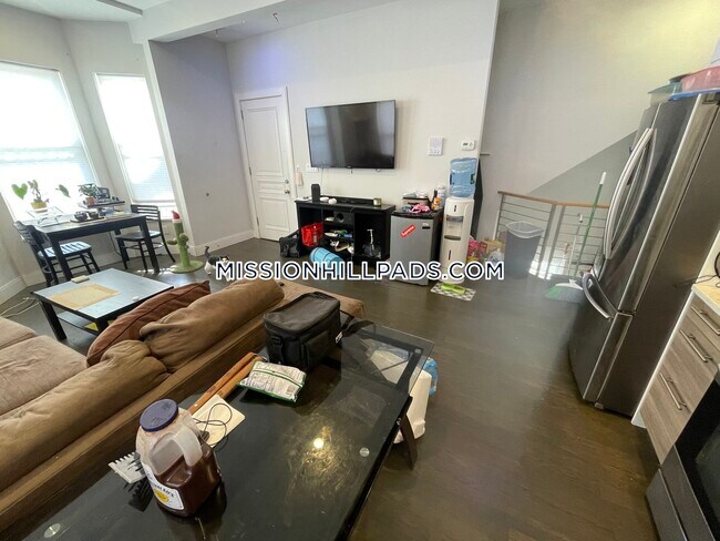 78 Forest St unit 1, Roxbury, MA 02119 - photo 3