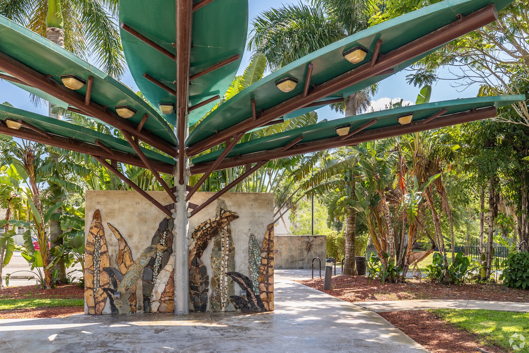 Residents of Inverrary enjoy the beauty within the community.