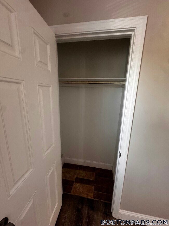 169 Aiken Ave unit 16, Lowell, MA 01850 - photo 3