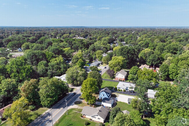 The Homecroft neighborhood is a residential area located in the southern part of Indianapolis.
