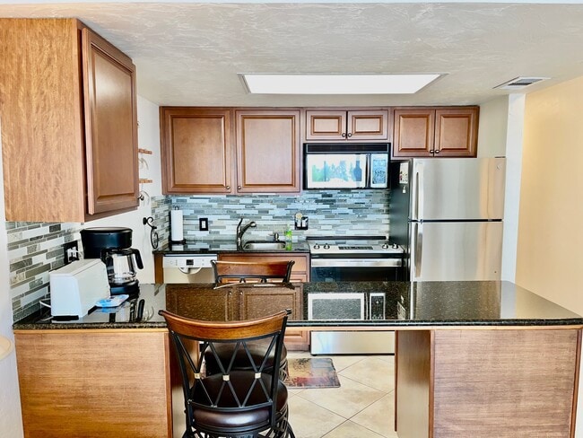 260 Southbay Dr unit Vanderbilt Beach Are, Naples, FL 34108 - photo 3