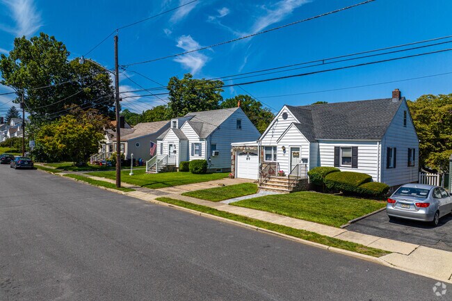 Cape Cod style homes are common in South Paterson.