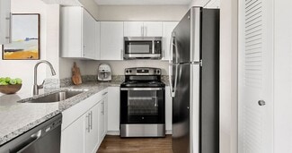 5301 Summerwind Dr, Naples, FL 34109