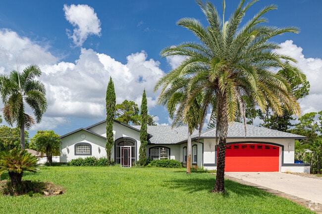 Many homes in Central Bonita Springs feature personal touches, like a vibrant splash of color.