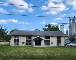 450 Laurel St Unit 4, Waukee, IA 50263