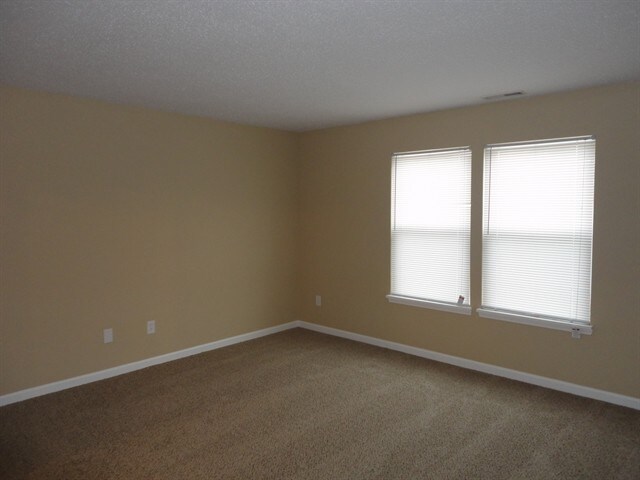 3726 Indigo Blue Blvd, Whitestown, IN 46075 - photo 5