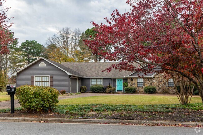 Most homes in Creekwood are in a ranch-style with single story living.