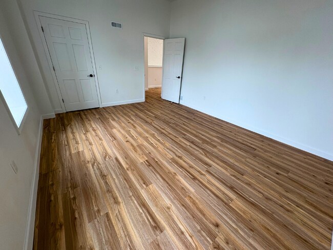 9438 Joseph Campau Ave unit 9438, HamtraMcK, MI 48212 - photo 4