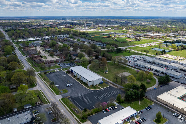 The Summit Preparatory School campus is located in south central Springfield.