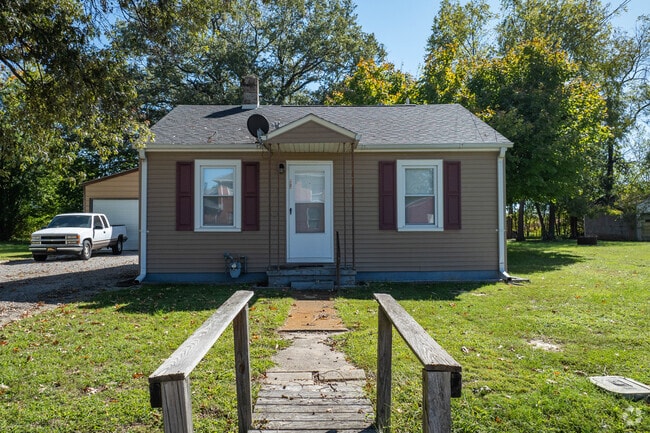 Yelvington has intimate bungalows you can explore.