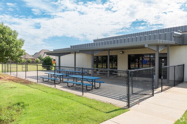 Southwest Covenant Middle School provides college preparatory curriculum.
