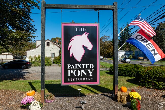 Locals gather at Painted Pony for patio dining and weekend entertainment.