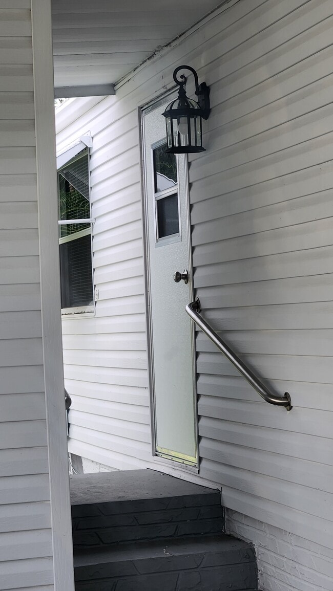 2050 SW 83rd Terrace, Davie, FL 33324 - photo 5