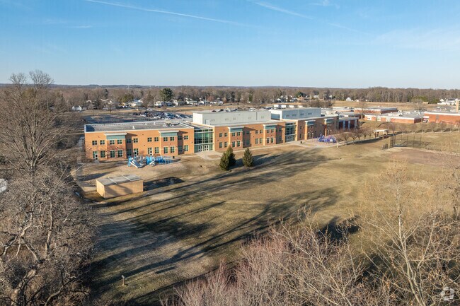 Deerfield Elementary School in Edgewood prepares students well.