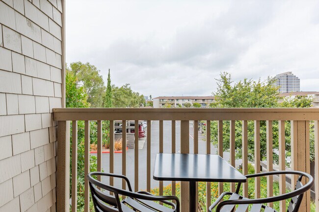 644 Edgewater Blvd unit FL2-ID2116, Foster City, CA 94404 - photo 4