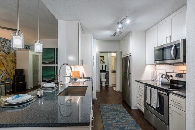 Cortland Gateway Park, Denver, CO 80239 - photo 2