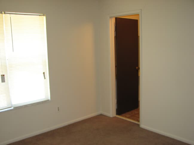 Woodknoll Townhomes, Saint Louis, MO 63136 - photo 6