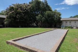 375 Hillcrest Rd, Mobile, AL 36608