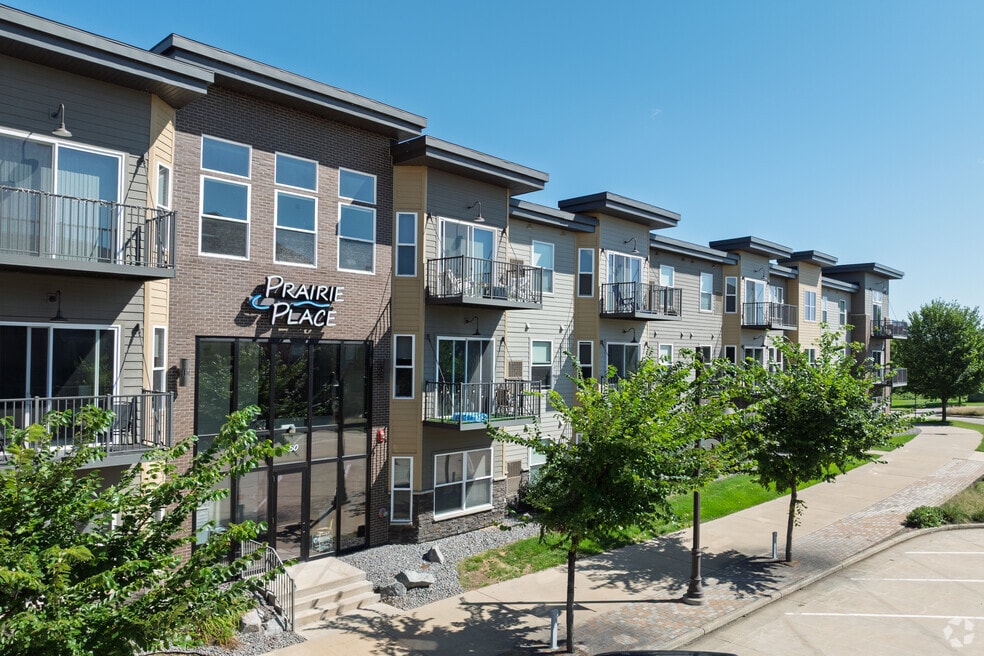 Prairie Place, Altoona, WI 54720 - photo 1