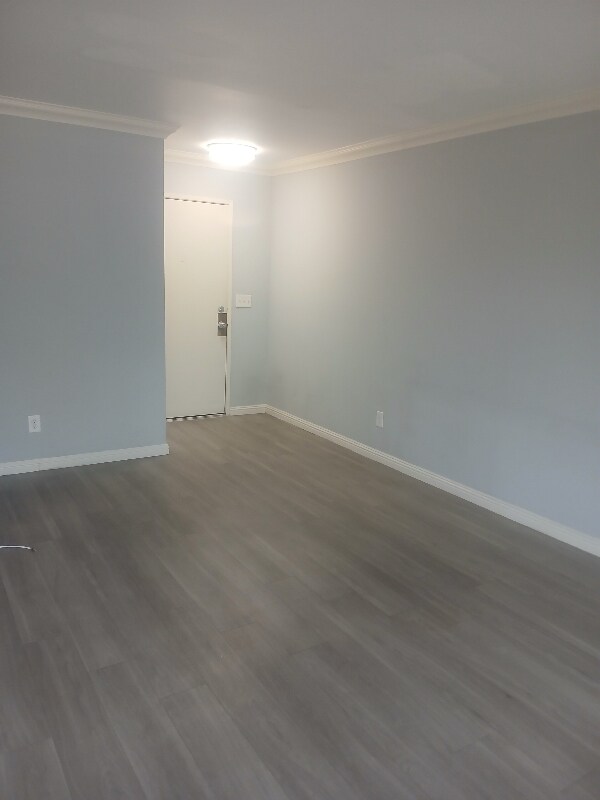 27325 Camp Plenty Rd unit 2, Santa Clarita, CA 91351 - photo 2