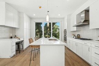 402 Halstead Ave, Harrison, NY 10528