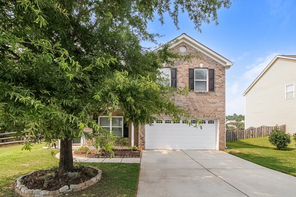 255 Flanders Dr, Mooresville, NC 28117 - photo 1