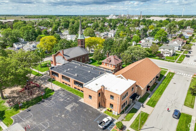 Solomon Lutheran School is a private school in Woodville that houses students in Pre K, as well as K through 6.