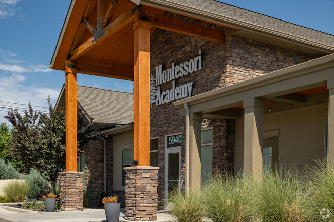 MontessoriAcademyEagle2