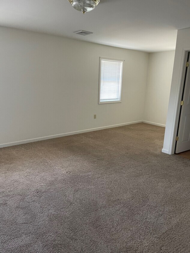 Briar Manor apartments 1220 Briar Manor, Berwick, PA