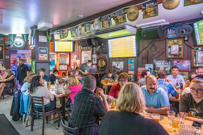 Farmington residents can head downtown to The Lantern on  Wednesday nights for trivia.