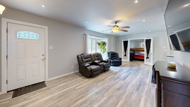 239 Blue Anchor Rd, Sicklerville, NJ 08081 - photo 2