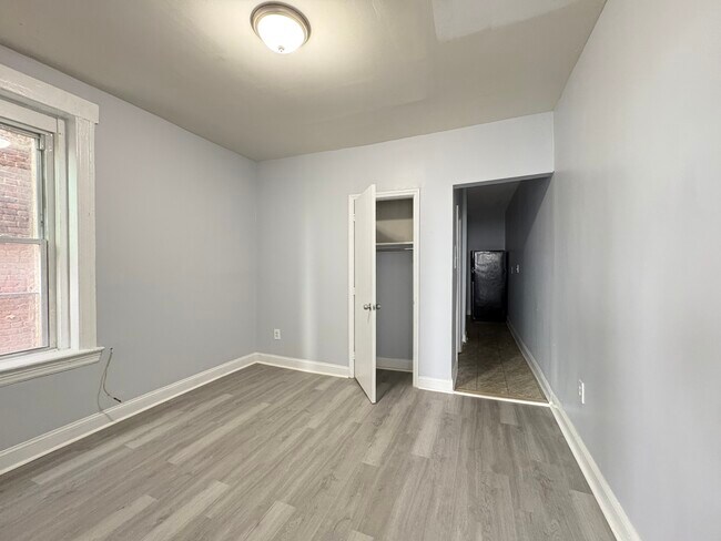 1203 Broad St 12