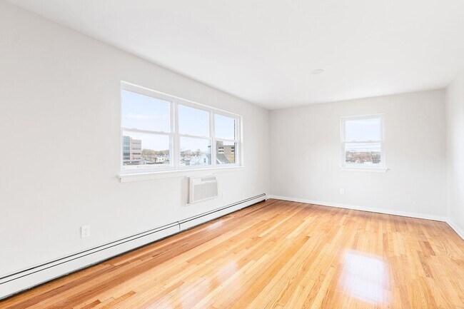 51 1st St, Hackensack, NJ 07601 - photo 6