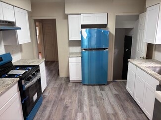 207 Wellington Rd S, Garden City, NY 11530