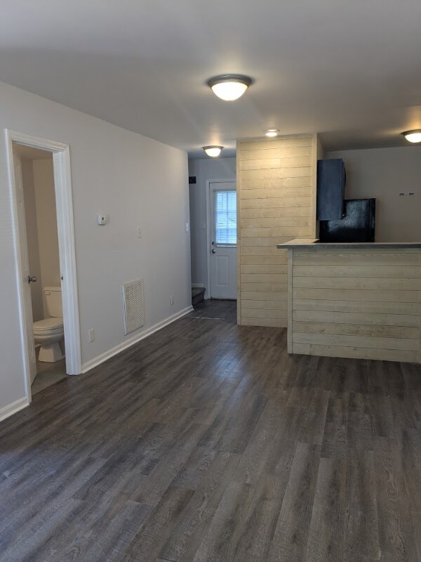 2111 Peppertree St, Durham, NC 27705 - photo 6