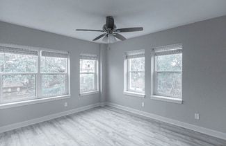 1207 E Armour Blvd Unit 307, Kansas City, MO 64109
