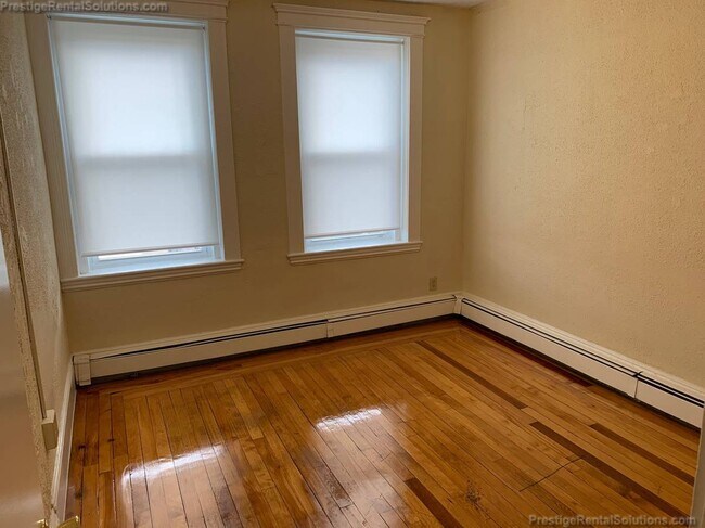 81 Empire St unit 4, Allston, MA 02134 - photo 4