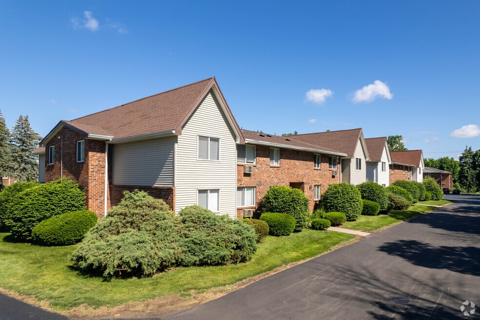 Highview Manor Apartments 222 Alpine Knoll, Fairport, NY