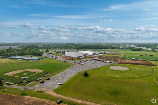 Paw Paw High School has an overal B- rating on Niche.