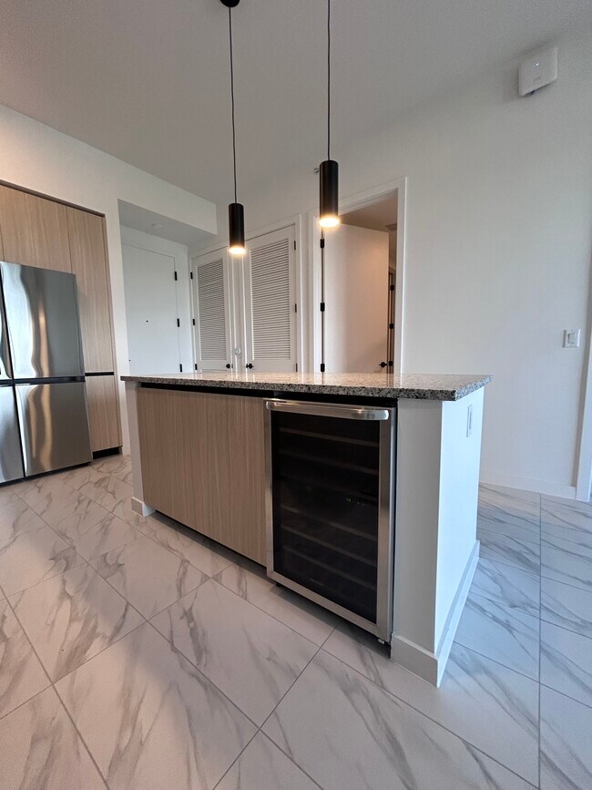 2303 NE 171st St unit A3, North Miami Beach, FL 33160 - photo 3