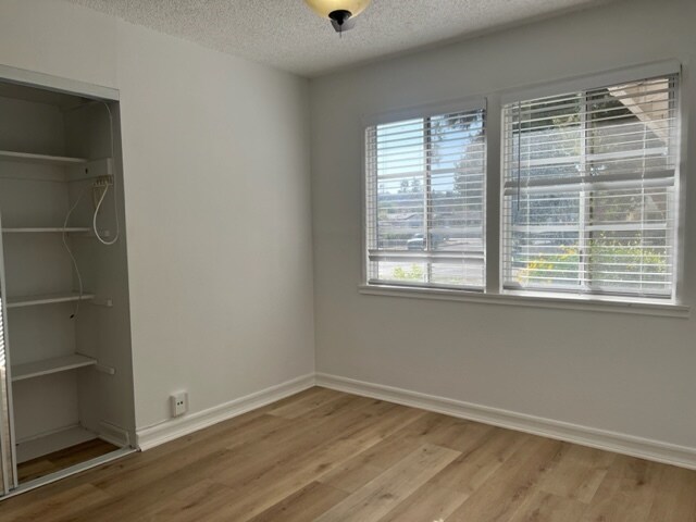 23123 Cohasset St, West Hills, CA 91307 - photo 7