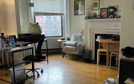 *Pictures are representative samples of the advertised unit. In some cases, the actual units you tou