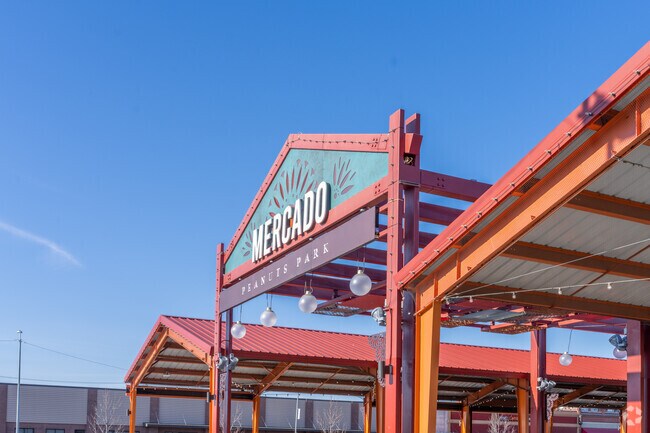 The Mercando market hosts the local famers market during the summer months.
