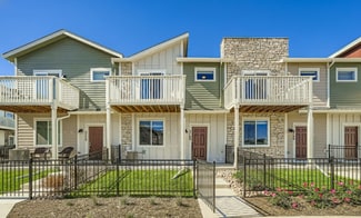 2768 Bear Springs Cir, Longmont, CO 80503