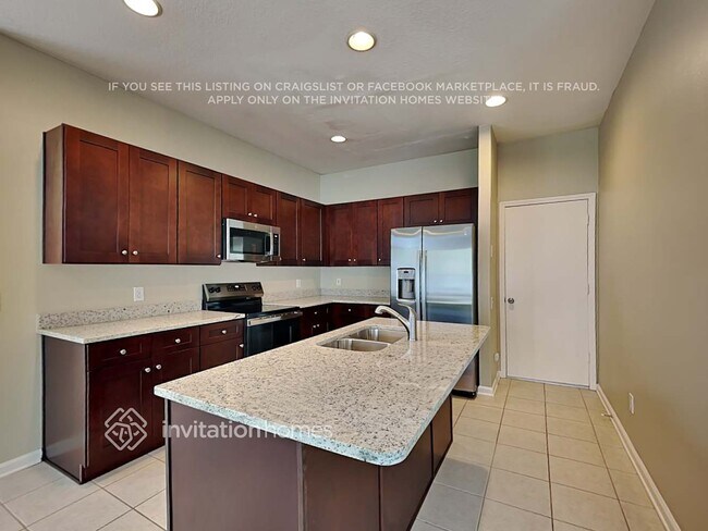 11559 Misty Isle Ln, Riverview, FL 33579 - photo 6