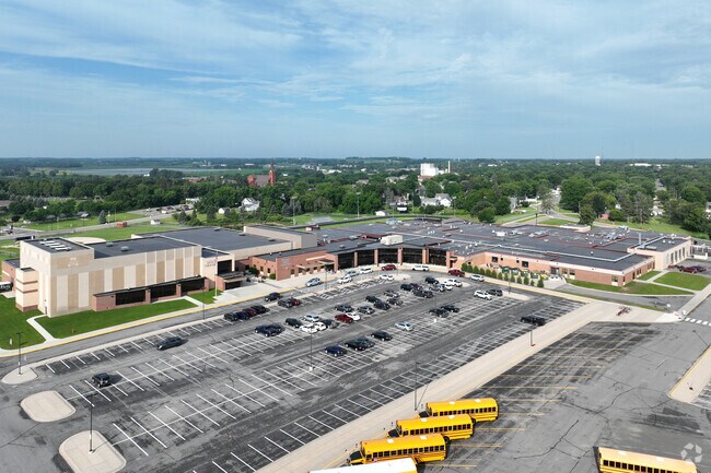 Albany Area Middle School serves grades 6-8.