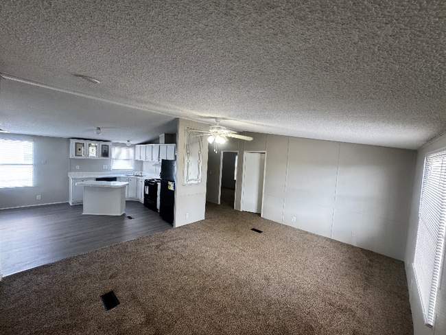 122 Fox Meadow Dr, Alvin, TX 77511 - photo 7